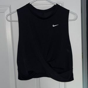 Nike Dri-Fit Twist Front Cropped Tank